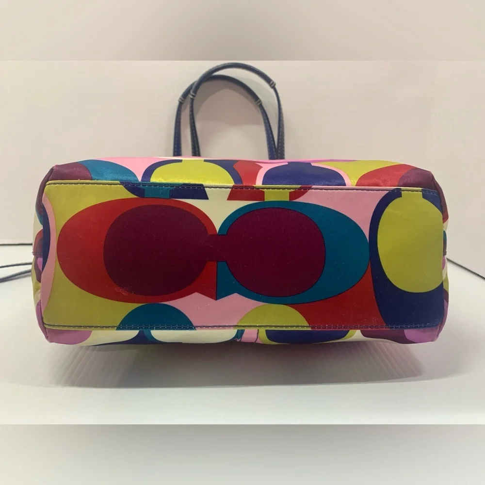Coach 2010 Signature Scarf Print Multicolor Satin Tote & wristlet-F15183